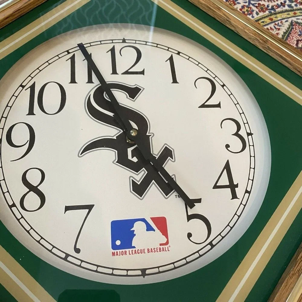 MLB Bulova Chicago White Sox wall clock by Chicago